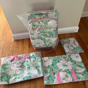 Lilly Pulitzer Floral Travel Set - Green and Pink
